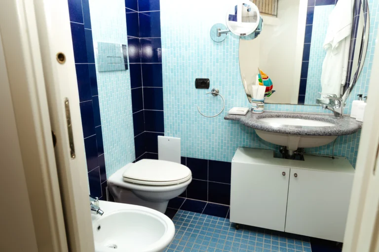 Blue Bathroom - Casa Lauritano